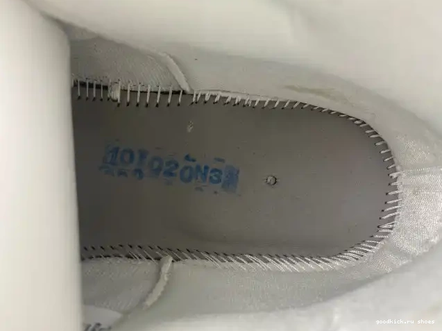 Cheap 11 Air Jordan AR0715-101 Neapolitan WMNS 0420